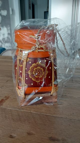Cesto di riso giapponese decorato