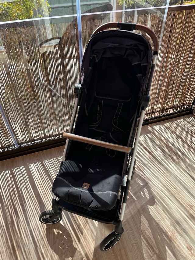 Silla de paseo Qbit+ All-City Velvet Black