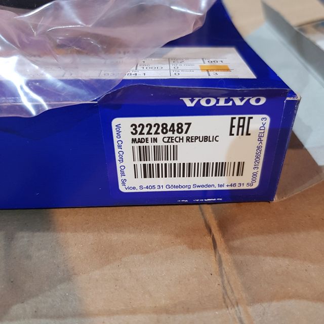 Centralita/Balastro Faros Volvo ref: 32228487