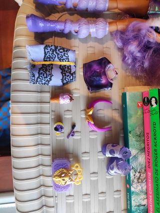 Clawdeen Wolf
