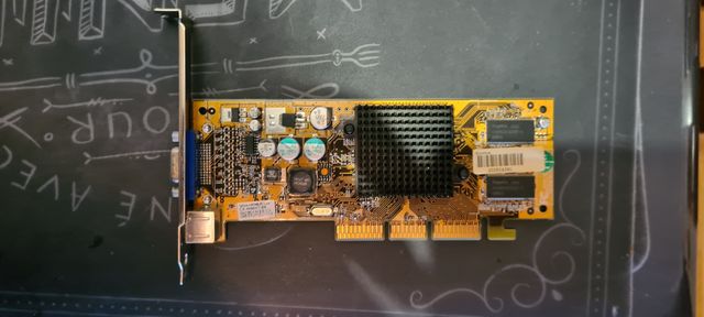 Tarjeta Grafica Nvidia  Geforce4 MX440