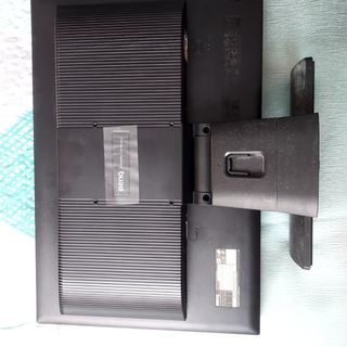 Pantalla  y teclado ordenador.