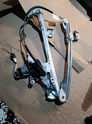 Elevalunas Focus 