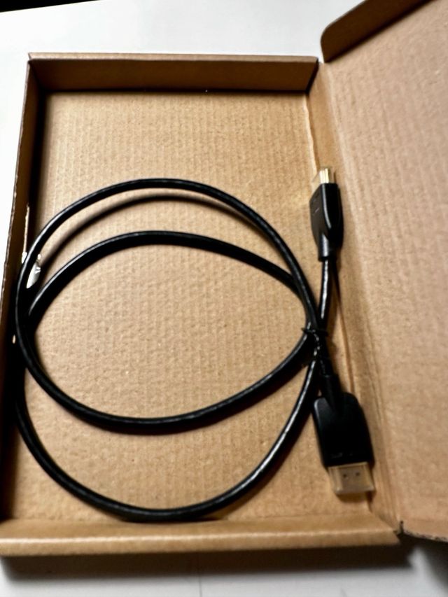 Amazon Basics - Cabo HDMI flexível, 0,9 m