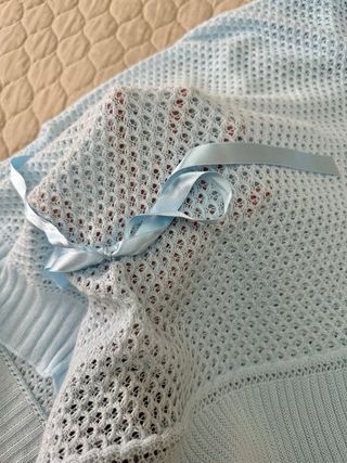 Toquilla bebé de hilo perle