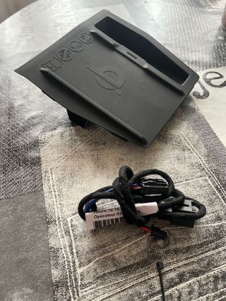 Vendo cargador de móviles por inducción para coche