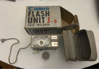 Flash Canon J-3