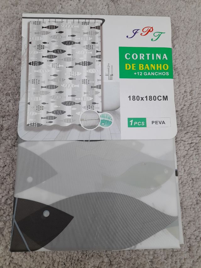 Alfombra de baño y cortina