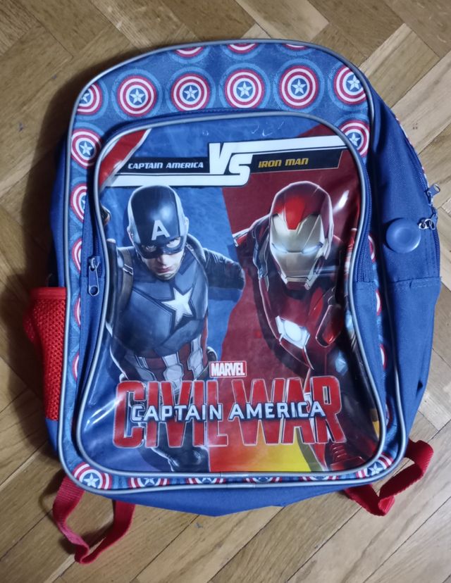 Mochila niños Capitán América 