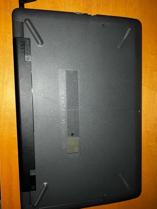 portatil Hp HP 250 G6 I5/4GB/500GB ssd