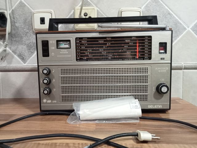 Radio Selena Vega 215