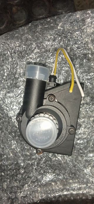 BOMBA AGUA ELÉCTRICA 12V JOG AEROX VARIANT GPR ZIP