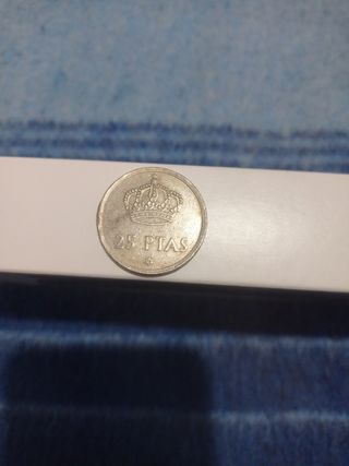 25 pesetas de 1975