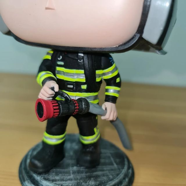 Funko bombero 