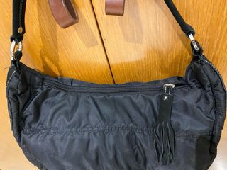 Bolso de hombro negro tela terciopelo fiesta