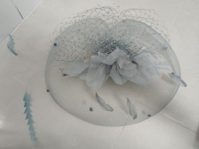 Tocado exclusivo ,10 eu.