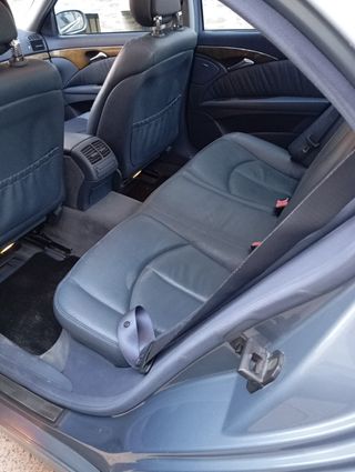 Mercedes-Benz Clase E 2005