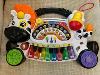 cebra musical piano