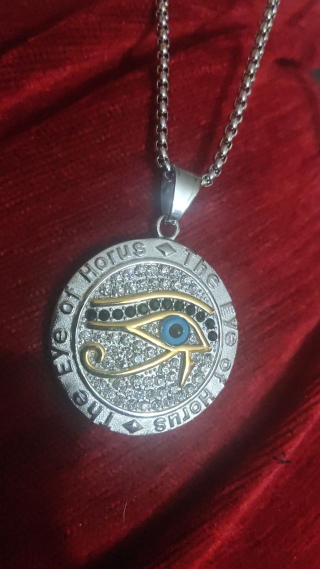 COLGANTE MACIZO OJO DE HORUS AMULETO TOTEM TALISMÁ