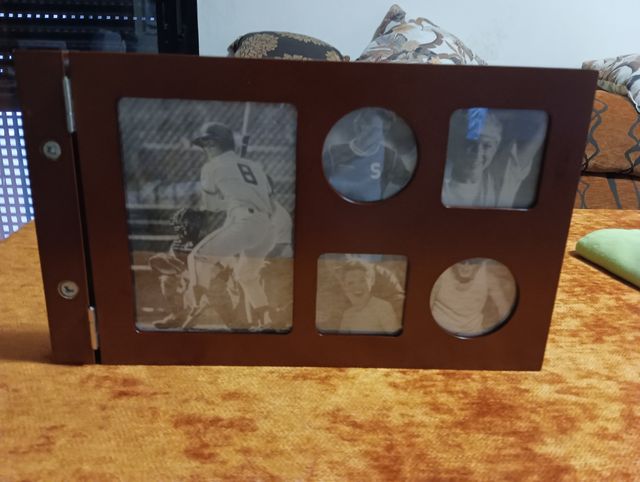 Álbum de fotos de madera