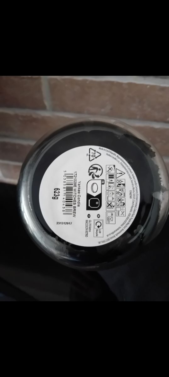 Witches brew halloween yankee candle 623 g
