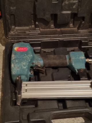 dos pistolas para clavar marca unica