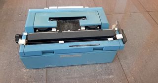 Máquina OLIVETTI 46