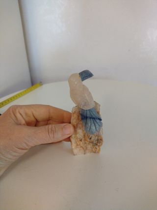 Uccellino in pietre semipreziose