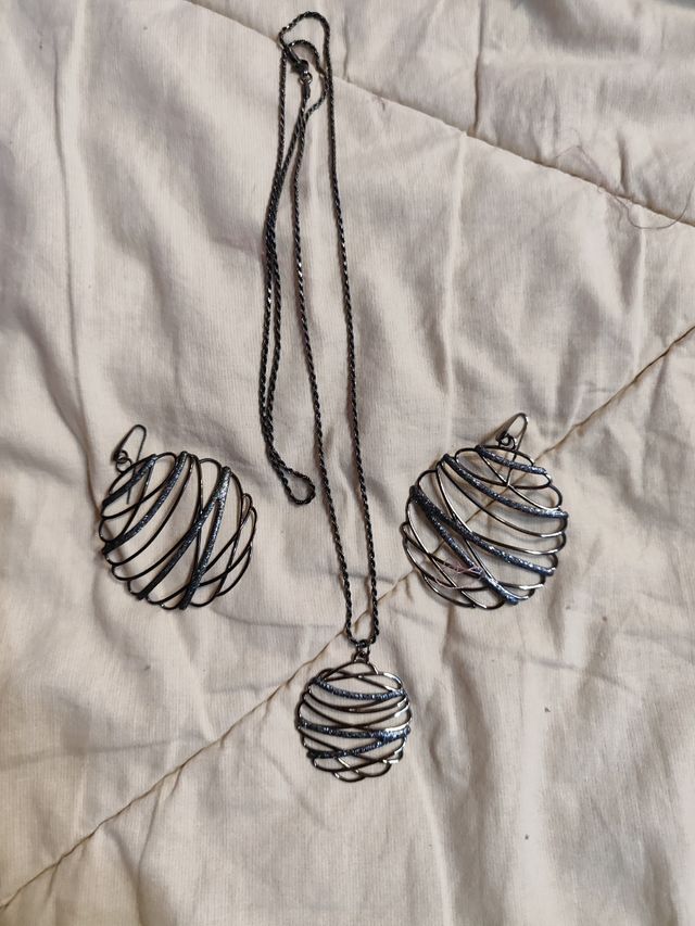 Parure in ottone girocollo e orecchini