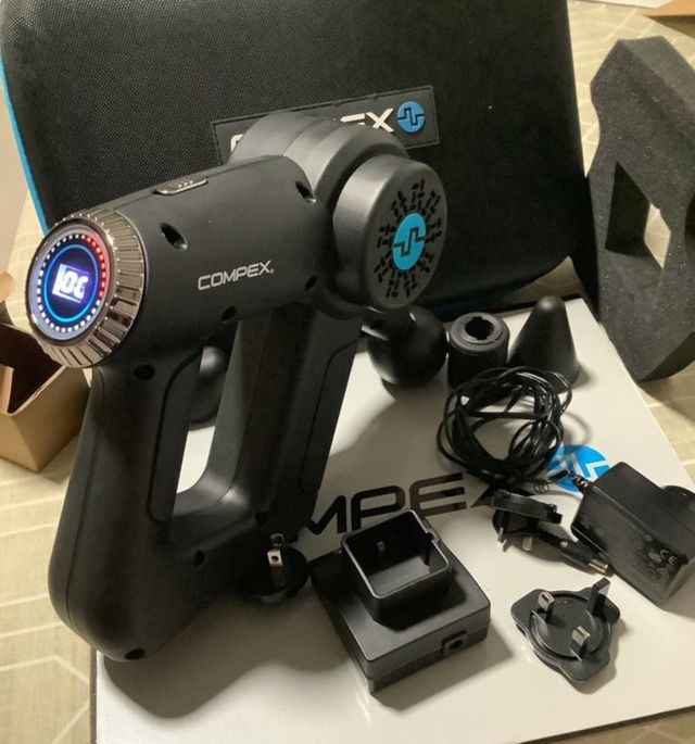 COMPEX PISTOLA DEPORTIVA MASAJE PROFESIONAL FIXX 2