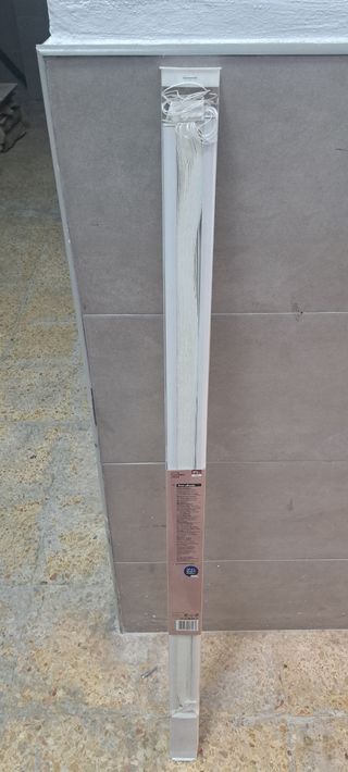 Cortina nueva blanca