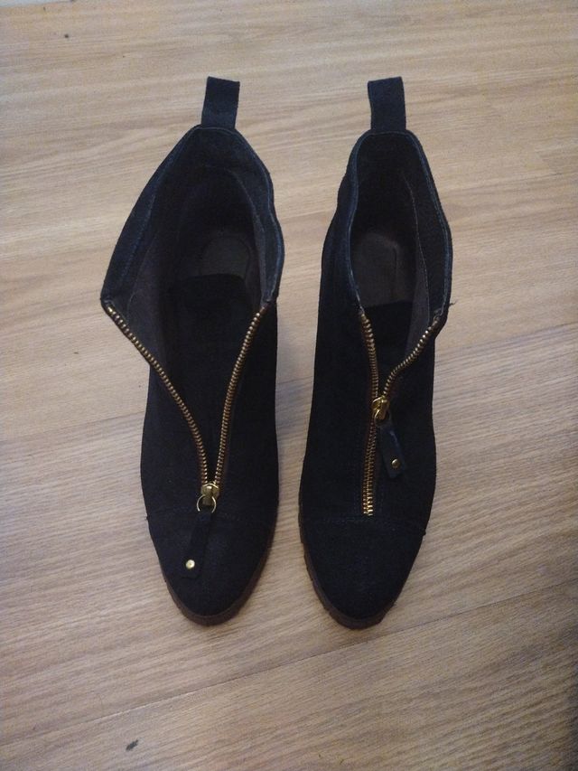 Botines cremallera central