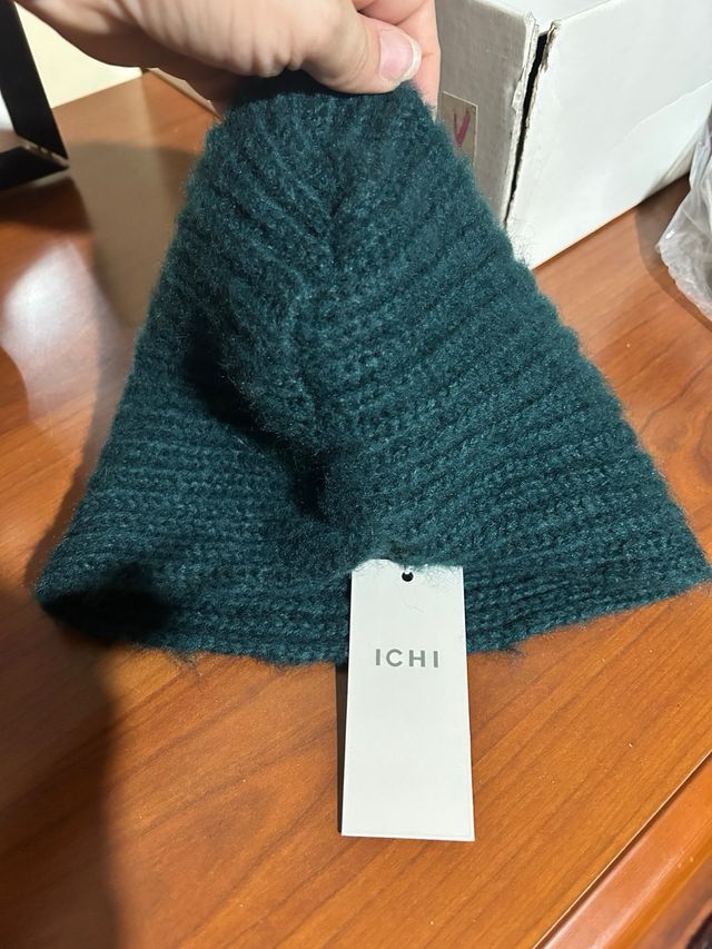 cappello lana ICHI