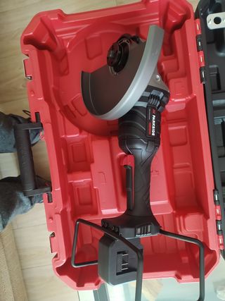 Radial a bateria parkside
