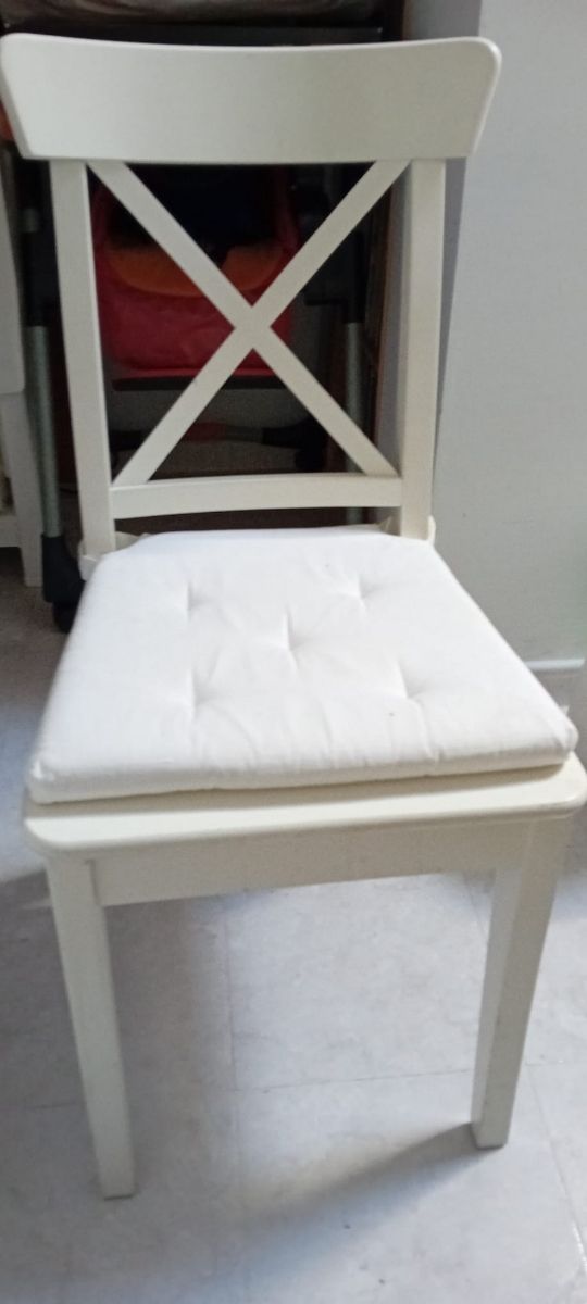 Mesas de cocina con sillas