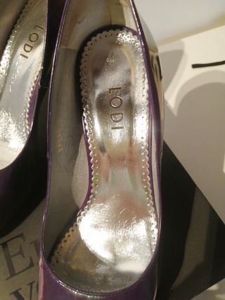Sandalia mujer charol violeta 10 cm