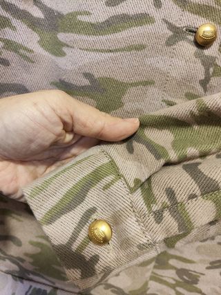 La Condesa vestido tipo militar camuflaje 