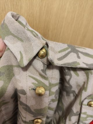 La Condesa vestido tipo militar camuflaje 