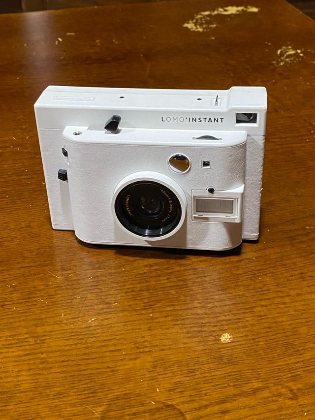 Lomo’Instant White Edition fotocamera istantanee