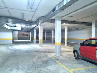 Garaje en venta en Deltebre