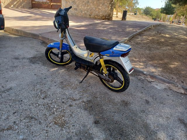 DERBI 50 REVOLUTION