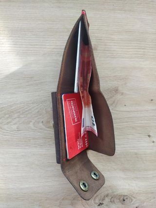Cartera de Cuero Artesanal