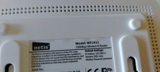 Router N Wi-fi  NETis WF2411