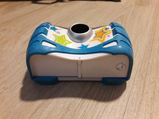 Cámara de fotos digital Fisher Price y funda