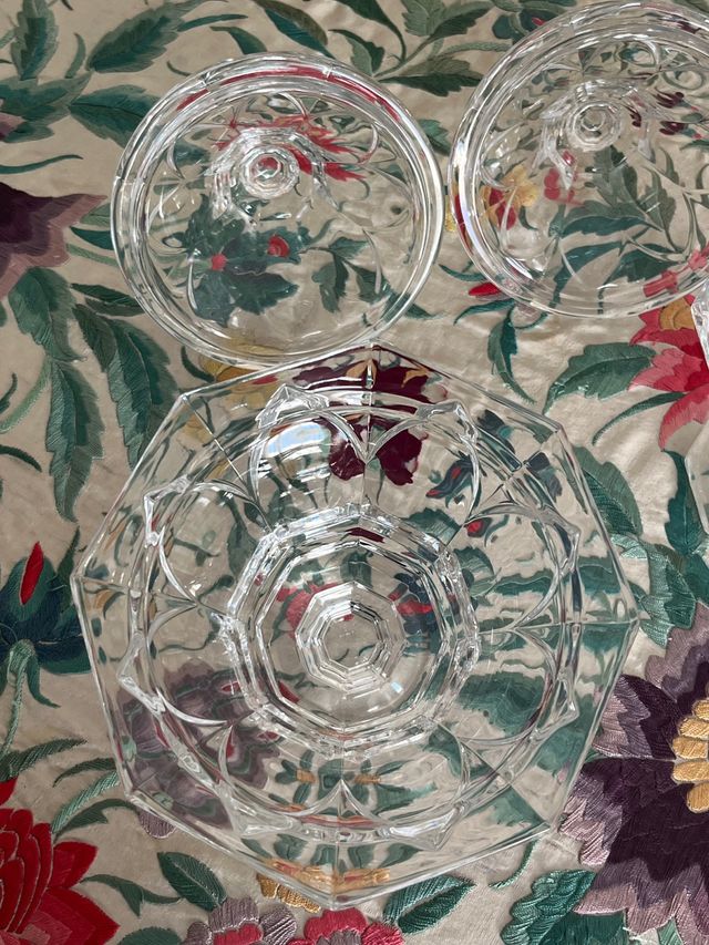 Pareja de bomboneras cristal alemán