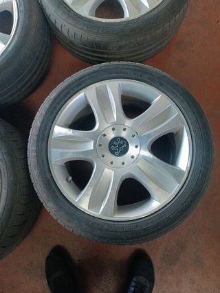Llantas Ford o Peugeot 