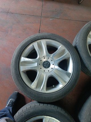 Llantas Ford o Peugeot 