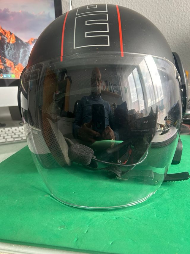 Casco da moto MOMODESIGN in vendita