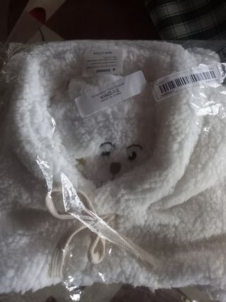 Cappello orsetto bianco