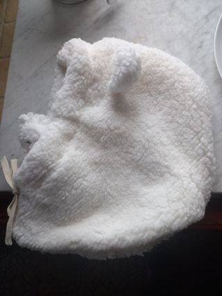 Cappello orsetto bianco